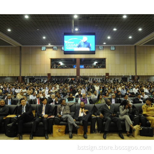 Bst Indoor Full Color Display for Fixed Installation (pH4)
